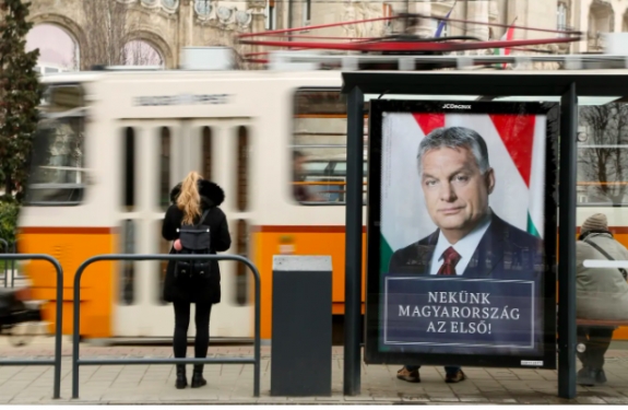 NZZ: A magyar ellenzék egyetértett a korszakváltásban