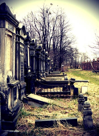 A NER méltó végállomása a temető
