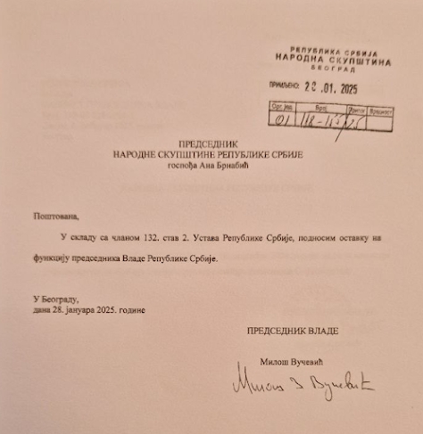 KORMÁNYVÁLTÁS SZERBIÁBAN  