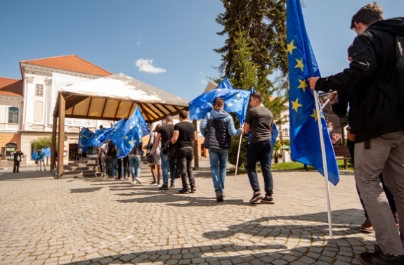 A fiatalok liberálisabbak