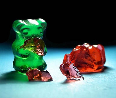 A kisgömböc ugrani készül