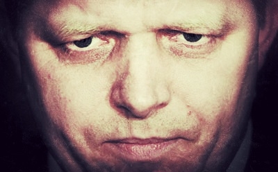 Fico hatalmas pofonba szaladt bele