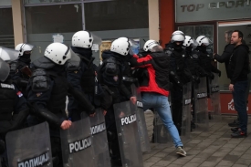 A tömeg megtalálta az új államfő jelöltet