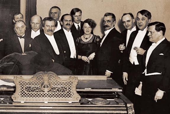 A Nyugat és Takaró Mihály