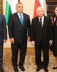 Végéhez közeledik Orbán Viktor és Jaroslaw Kaczynski uralma