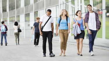 A demokráciába vetett hit megroggyanása